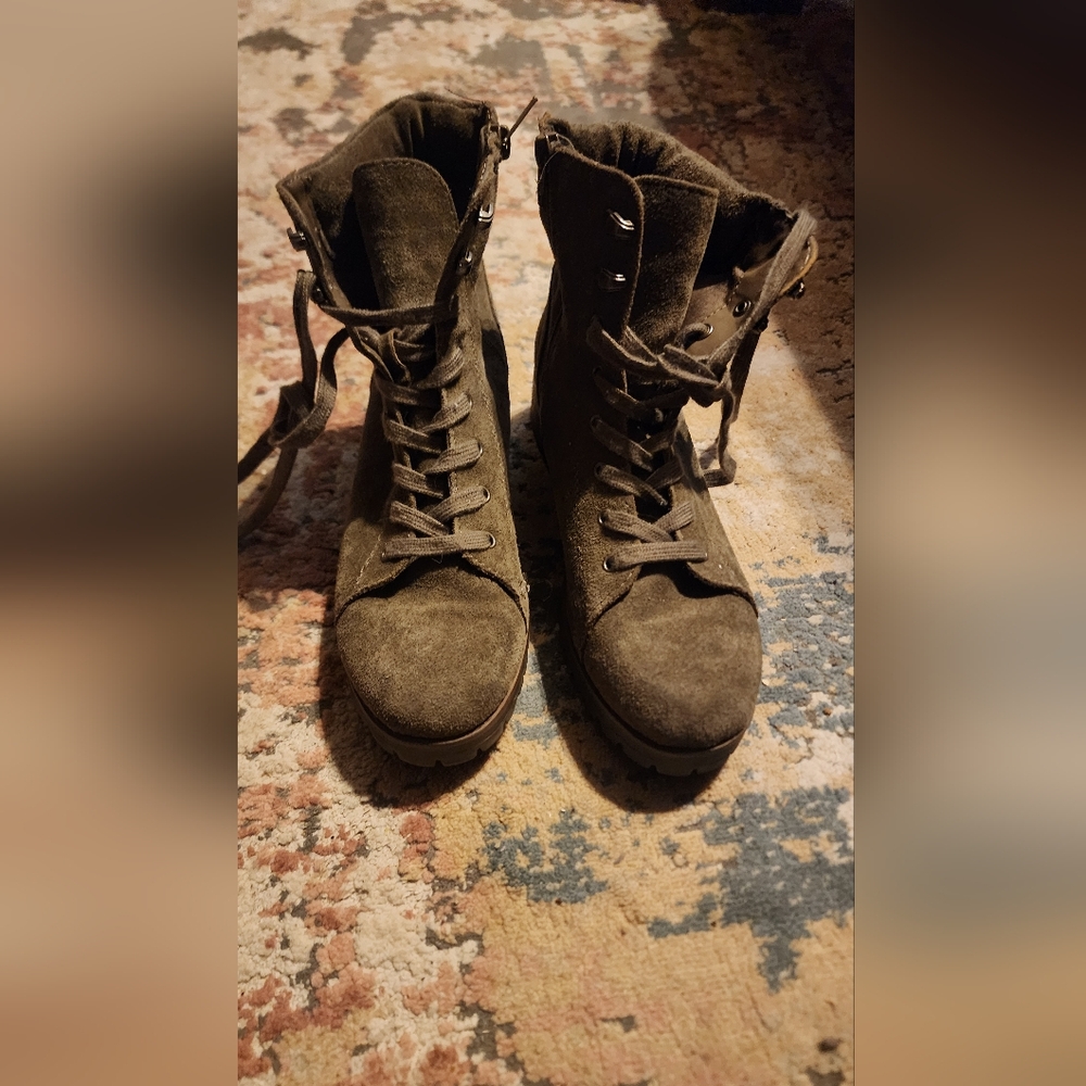 Womens army like boots